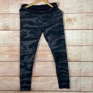 Tuff Athletics Women’s Camo Leggings Black Medium